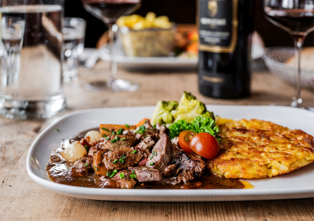 Food loewen restaurant hotel brienzerburli brienz 42