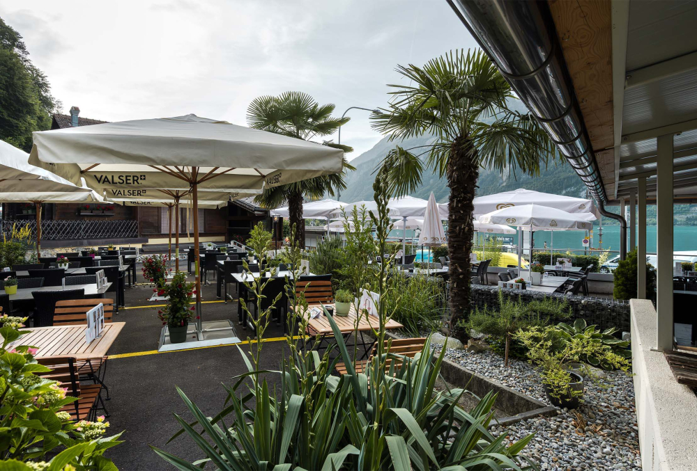 Terrasse hotel weisses kreuz brienz 06