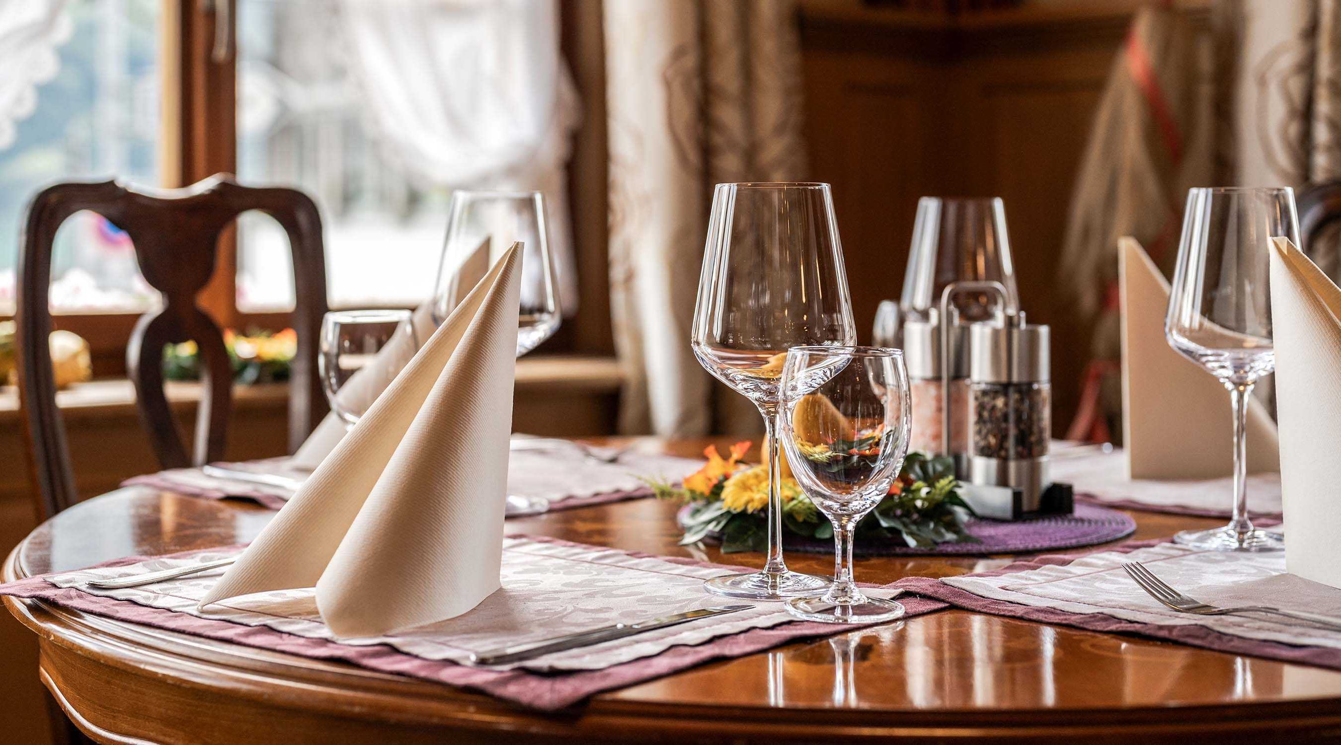 Goethestuebli hotel weisses kreuz brienz 11